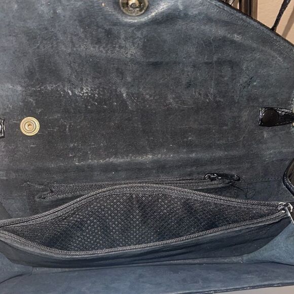 Vintage black purse with removable straps - Picture 4 of 6